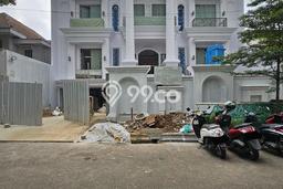 For Sale! Premium House LT 438m2 Desain Modern di Pondok Indah For Sale! Premium House LT 438m2 Desain Modern di Pondok Indah