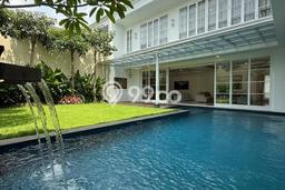Hunian Mewah LB 760m2 Siap Huni Desain Elegan di Kemang, Jakarta Selatan Hunian Mewah LB 760m2 Siap Huni Desain Elegan di Kemang, Jakarta Selatan