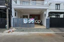 Rumah Elit Modern Siap Huni di Pondok Indah Jakarta Selatan Rumah Elit Modern Siap Huni di Pondok Indah Jakarta Selatan