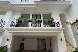 Hunian Eksklusif Siap Huni LT 161m2 di Kebayoran Baru, Jakarta Selatan Hunian Eksklusif Siap Huni LT 161m2 di Kebayoran Baru, Jakarta Selatan