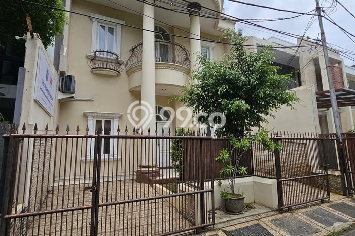 Dijual Rumah Mewah Megah Dengan View Eksklusif di Pondok Indah, Jakarta Selatan Dijual Rumah Mewah Megah Dengan View Eksklusif di Pondok Indah, Jakarta Selatan