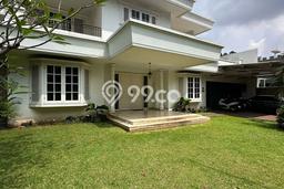 Rumah Luxury Modern Siap Huni di Simprug Jakarta Selatan Rumah Luxury Modern Siap Huni di Simprug Jakarta Selatan