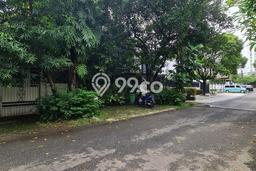 Rumah Eksklusif Dijual LT 328m2 di Kebayoran Baru, Jakarta Selatan Rumah Eksklusif Dijual LT 328m2 di Kebayoran Baru, Jakarta Selatan