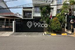Rumah Elit Modern Siap Huni di Pondok Indah Jakarta Selatan Rumah Elit Modern Siap Huni di Pondok Indah Jakarta Selatan