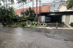 Siap Huni Rumah Mewah 4 Kamar di Kebayoran Baru Dekat ke Mana Pun Siap Huni Rumah Mewah 4 Kamar di Kebayoran Baru Dekat ke Mana Pun