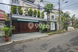 Siap Huni Rumah Mewah 5 Kamar di Cilandak Dekat ke Mana Saja Siap Huni Rumah Mewah 5 Kamar di Cilandak Dekat ke Mana Saja
