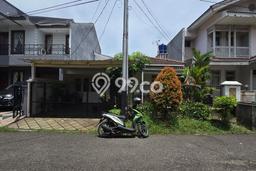 Hunian Mewah LB 180m2 Siap Huni Desain Elegan di Pondok Indah, Jakarta Selatan Hunian Mewah LB 180m2 Siap Huni Desain Elegan di Pondok Indah, Jakarta Selatan