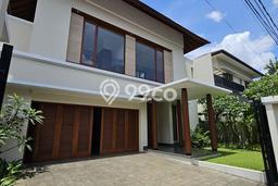Jual Rumah Luas Elegan Dengan View Eksklusif di Cipete, Jakarta Selatan Jual Rumah Luas Elegan Dengan View Eksklusif di Cipete, Jakarta Selatan