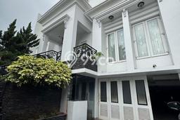 Rumah Elit Modern Siap Huni di Pondok Indah Jakarta Selatan Rumah Elit Modern Siap Huni di Pondok Indah Jakarta Selatan