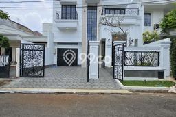 Hunian Mewah LB 350m2 Siap Pakai Desain Elegan di Pondok Indah, Jakarta Selatan Hunian Mewah LB 350m2 Siap Pakai Desain Elegan di Pondok Indah, Jakarta Selatan