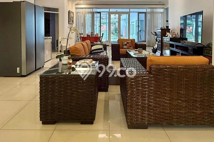 For Sale! Luxury House LT 430m2 Desain Elegan di Pondok Indah For Sale! Luxury House LT 430m2 Desain Elegan di Pondok Indah