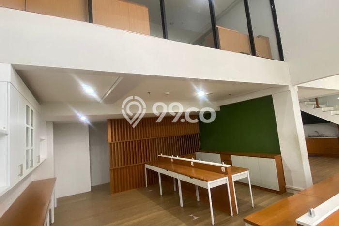 Unit Kantor disewakan di Pancoran Jakarta Selatan dengan LT 201m2 / LB 201m2 Unit Kantor disewakan di Pancoran Jakarta Selatan dengan LT 201m2 / LB 201m2