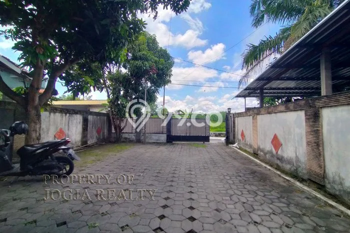 Hunian Cantik Modern Lb 196m2 di Berbah, Sleman Hunian Cantik Modern Lb 196m2 di Berbah, Sleman