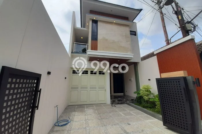 Jual Rumah Strategis Bagus Punya 4 KT di Banguntapan Bantul SHM Jual Rumah Strategis Bagus Punya 4 KT di Banguntapan Bantul SHM