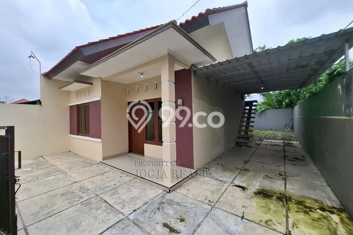 Jual Rumah Bagus Siap Huni LB 80m2 di Depok, Sleman Jual Rumah Bagus Siap Huni LB 80m2 di Depok, Sleman