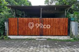 Peluang Investasi! Rumah Kost Dijual di Mlati, Sleman, 9 KT, 8 KM, Luas 300m2 Peluang Investasi! Rumah Kost Dijual di Mlati, Sleman, 9 KT, 8 KM, Luas 300m2
