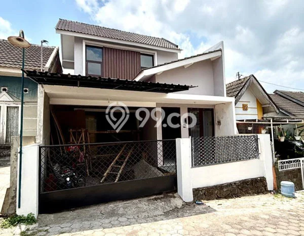 Jual Rumah Strategis Bagus Punya 3 KT di Banguntapan Bantul SHM Jual Rumah Strategis Bagus Punya 3 KT di Banguntapan Bantul SHM