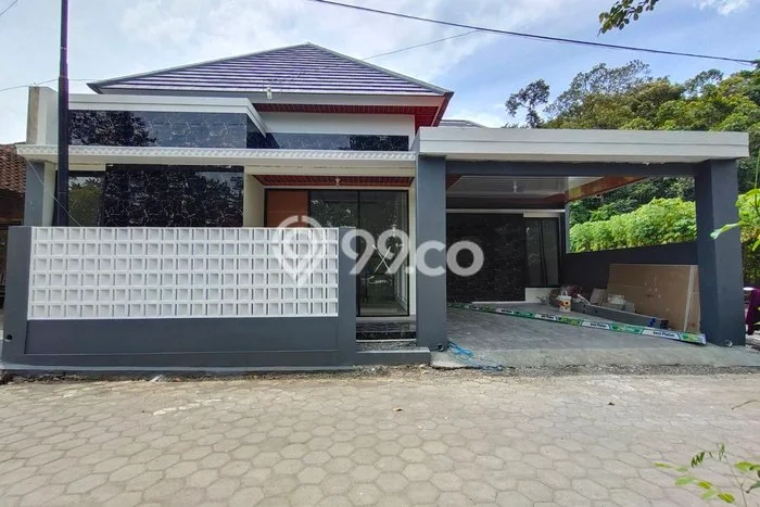 Jual Rumah Bagus Siap Huni LB 90m2 di Ngemplak, Sleman Jual Rumah Bagus Siap Huni LB 90m2 di Ngemplak, Sleman