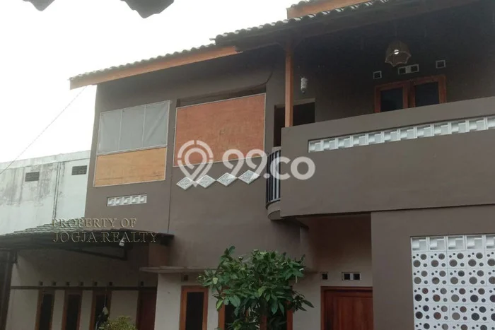 Jual Rumah Bagus Siap Huni LB 160m2 di Gamping, Sleman Jual Rumah Bagus Siap Huni LB 160m2 di Gamping, Sleman