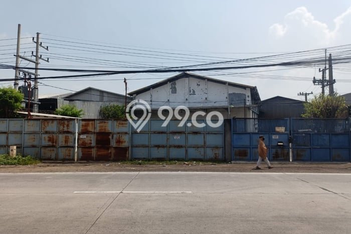 Disewakan Gudang di Kawasan Ramai Gresik Kota Luas 2200m2 Disewakan Gudang di Kawasan Ramai Gresik Kota Luas 2200m2