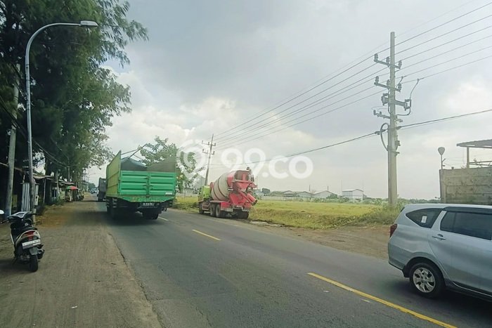 Gudang disewakan di Kedamean Gresik dengan luas bangunan 6000m2 Gudang disewakan di Kedamean Gresik dengan luas bangunan 6000m2