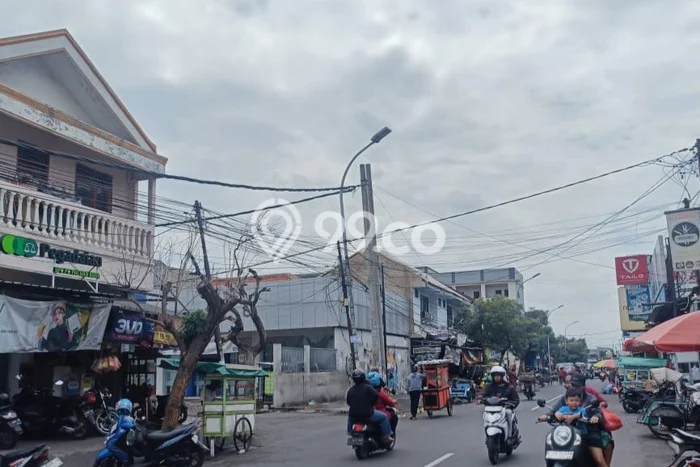 Disewakan Ruko di Pusat Kota Surabaya Ramai Strategis Disewakan Ruko di Pusat Kota Surabaya Ramai Strategis