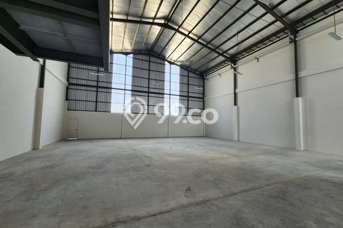 Gudang Disewakan Lokasi Manyar Gresik Harga Spesial! Gudang Disewakan Lokasi Manyar Gresik Harga Spesial!
