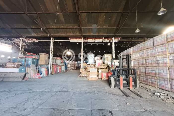 Gudang Dijual di Prime Area Surabaya Luas 1000m2 Gudang Dijual di Prime Area Surabaya Luas 1000m2