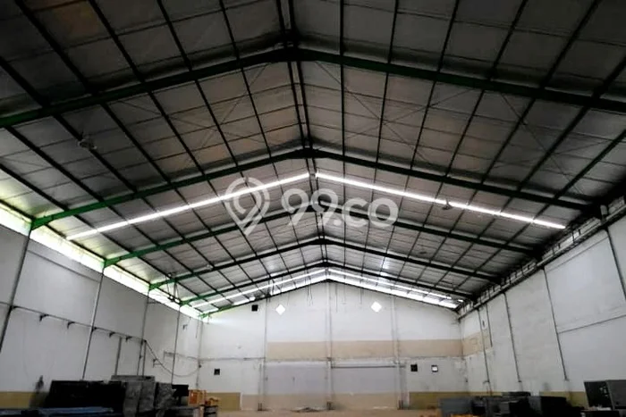 Gudang disewakan lokasi strategis Waru Sidoarjo 1518m2 Gudang disewakan lokasi strategis Waru Sidoarjo 1518m2