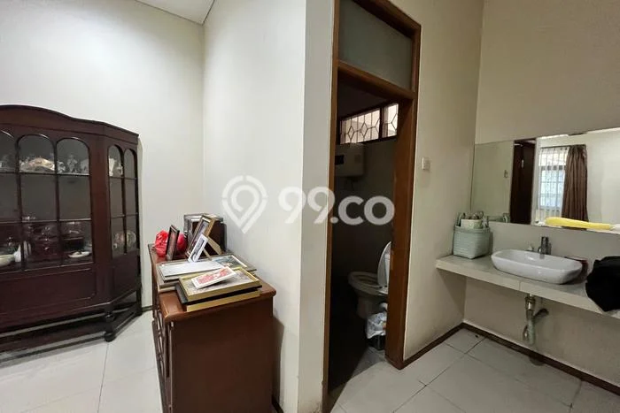 For Sale! Luxury House LT 270m2 Desain Elegan di Muara For Sale! Luxury House LT 270m2 Desain Elegan di Muara