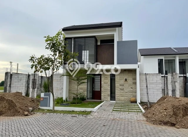 Jual Rumah Strategis Bagus Punya 3 KT di Candi Sidoarjo - Jual Rumah Strategis Bagus Punya 3 KT di Candi Sidoarjo -