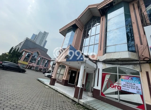 Disewakan Ruko di Pusat Kota Surabaya Ramai Strategis Disewakan Ruko di Pusat Kota Surabaya Ramai Strategis