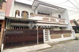 For Sale Rumah 4 Kamar Lokasi Ideal Nyaman dan Strategis di Gubeng For Sale Rumah 4 Kamar Lokasi Ideal Nyaman dan Strategis di Gubeng