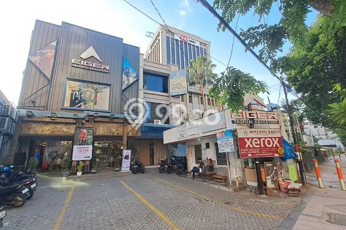 Komersial Disewa di Surabaya dengan LB 21m2 Area Komersial Ramai Komersial Disewa di Surabaya dengan LB 21m2 Area Komersial Ramai