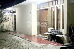 Rumah Modern Cantik 5 Kamar Siap Huni di Lengkong Rumah Modern Cantik 5 Kamar Siap Huni di Lengkong