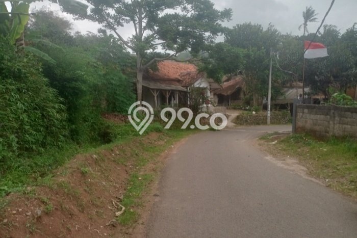 Lahan Kosong Dijual di Kutawaringin, Bandung, Luas 744m2 Area Strategis Lahan Kosong Dijual di Kutawaringin, Bandung, Luas 744m2 Area Strategis