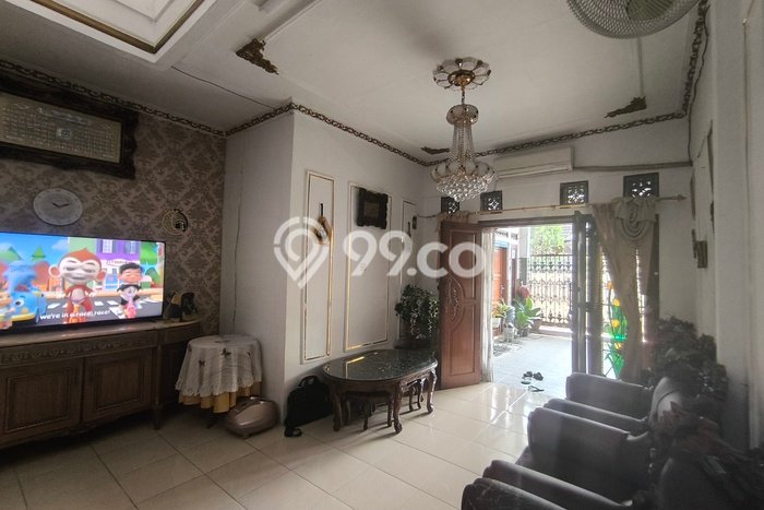 Dijual Rumah 6 Kamar Lokasi Strategis Bagus dan Strategis di Margahayu Dijual Rumah 6 Kamar Lokasi Strategis Bagus dan Strategis di Margahayu