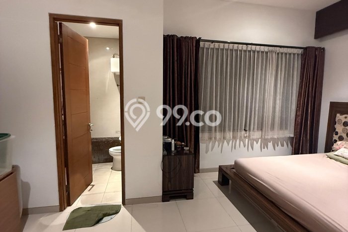 Dijual Rumah 4 Kamar Lokasi Ideal Bagus dan Strategis di Cimahi Utara Dijual Rumah 4 Kamar Lokasi Ideal Bagus dan Strategis di Cimahi Utara