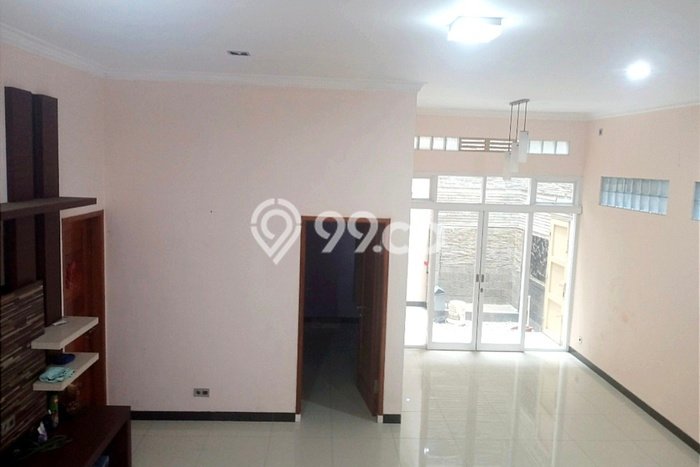 Rumah Strategis Modern Lb 275m2 di Margahayu, Bandung Rumah Strategis Modern Lb 275m2 di Margahayu, Bandung