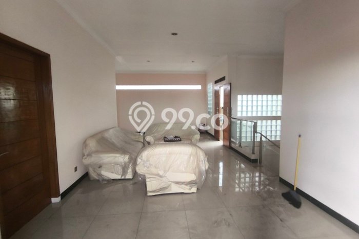 Rumah Strategis Modern Lb 275m2 di Margahayu, Bandung Rumah Strategis Modern Lb 275m2 di Margahayu, Bandung