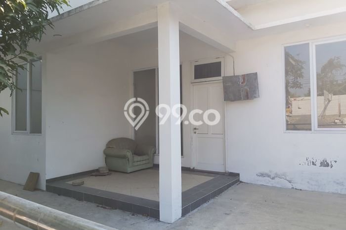 Dijual Cepat Rumah Favorit Siap Huni LB 100m2 di Genuk, Semarang Dijual Cepat Rumah Favorit Siap Huni LB 100m2 di Genuk, Semarang