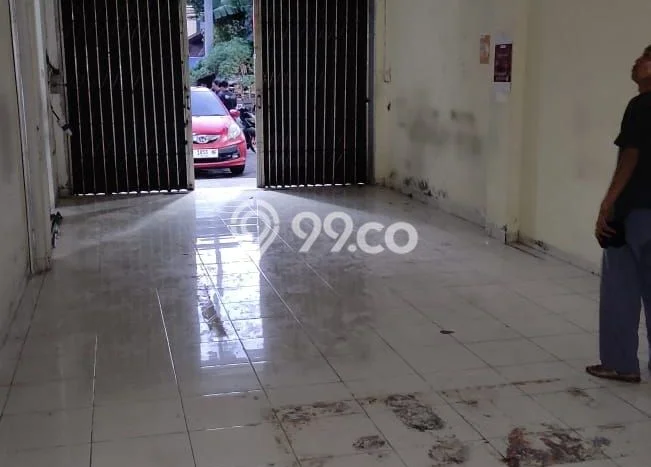 Disewakan Ruko di Pusat Kota Semarang Ramai Strategis Disewakan Ruko di Pusat Kota Semarang Ramai Strategis