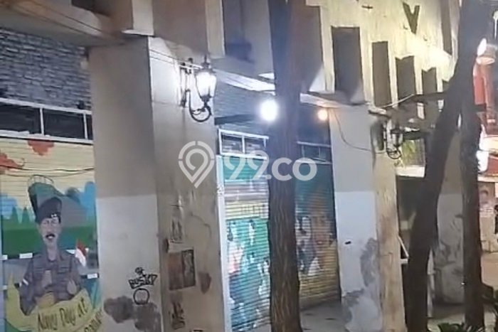 Lokasi Strategis! Dijual Komersial Bisnis di Genteng, Surabaya Kondisi Baik Lokasi Strategis! Dijual Komersial Bisnis di Genteng, Surabaya Kondisi Baik