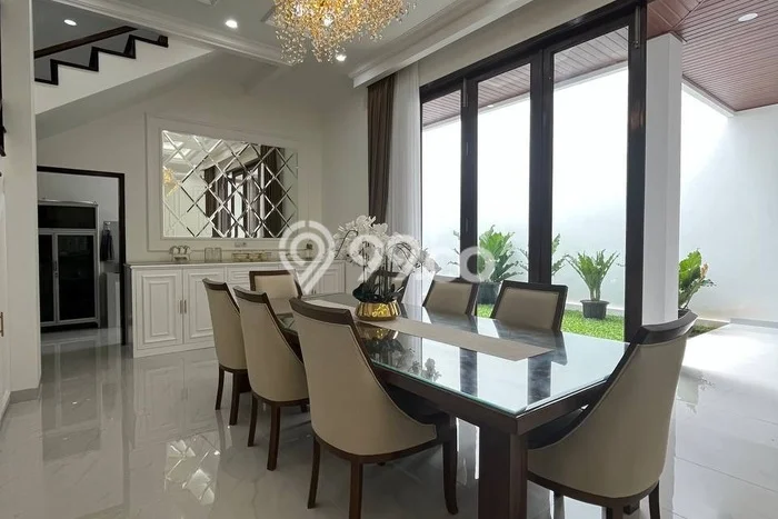 Ready to Use! Luxury House LT 240m2 Desain Modern di Citra Grand Ready to Use! Luxury House LT 240m2 Desain Modern di Citra Grand