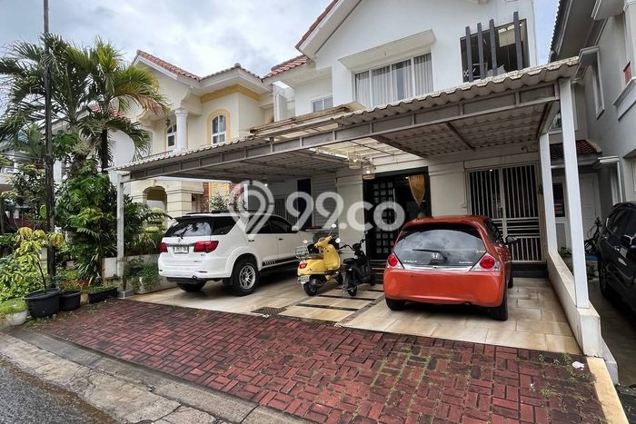 Rumah Luxury Modern Tanpa Renovasi di Legenda Wisata Bogor Rumah Luxury Modern Tanpa Renovasi di Legenda Wisata Bogor