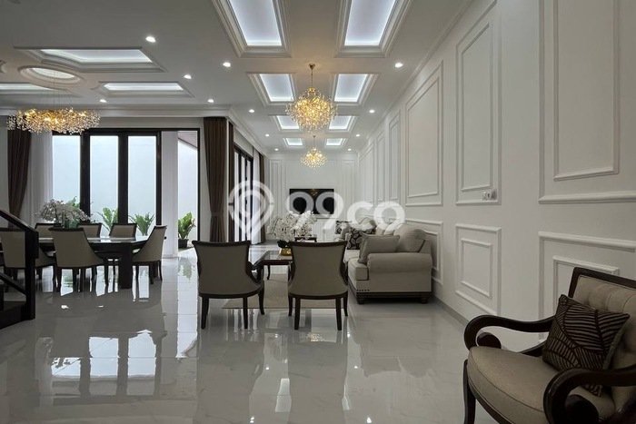 Ready to Use! Luxury House LT 240m2 Desain Modern di Citra Grand Ready to Use! Luxury House LT 240m2 Desain Modern di Citra Grand