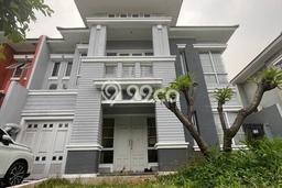 Ready to Use! Premium House LT 264m2 Desain Modern di Kota Wisata Ready to Use! Premium House LT 264m2 Desain Modern di Kota Wisata