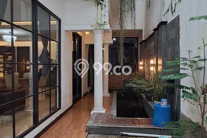 For Sale! Premium House LT 394m2 Desain Modern di Kota Wisata For Sale! Premium House LT 394m2 Desain Modern di Kota Wisata