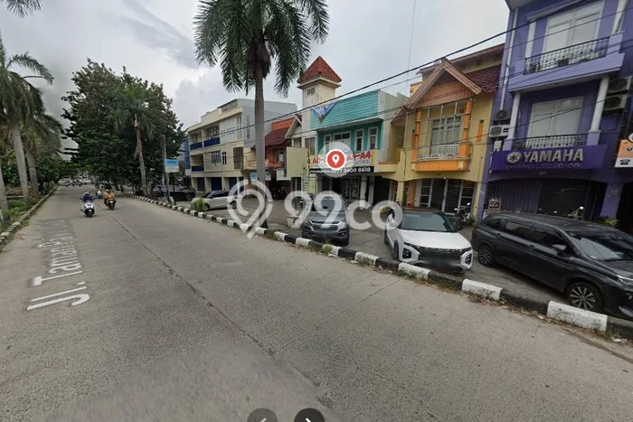 Ruko Lokasi Bisnis di Kalideres, Luas 153m2m², Jalur Utama Ruko Lokasi Bisnis di Kalideres, Luas 153m2m², Jalur Utama