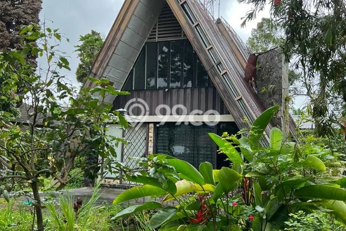PELUANG INVESTASI! Vila Kawasan Tawangmangu, Luas 710m2m², Hasil Menjanjikan PELUANG INVESTASI! Vila Kawasan Tawangmangu, Luas 710m2m², Hasil Menjanjikan